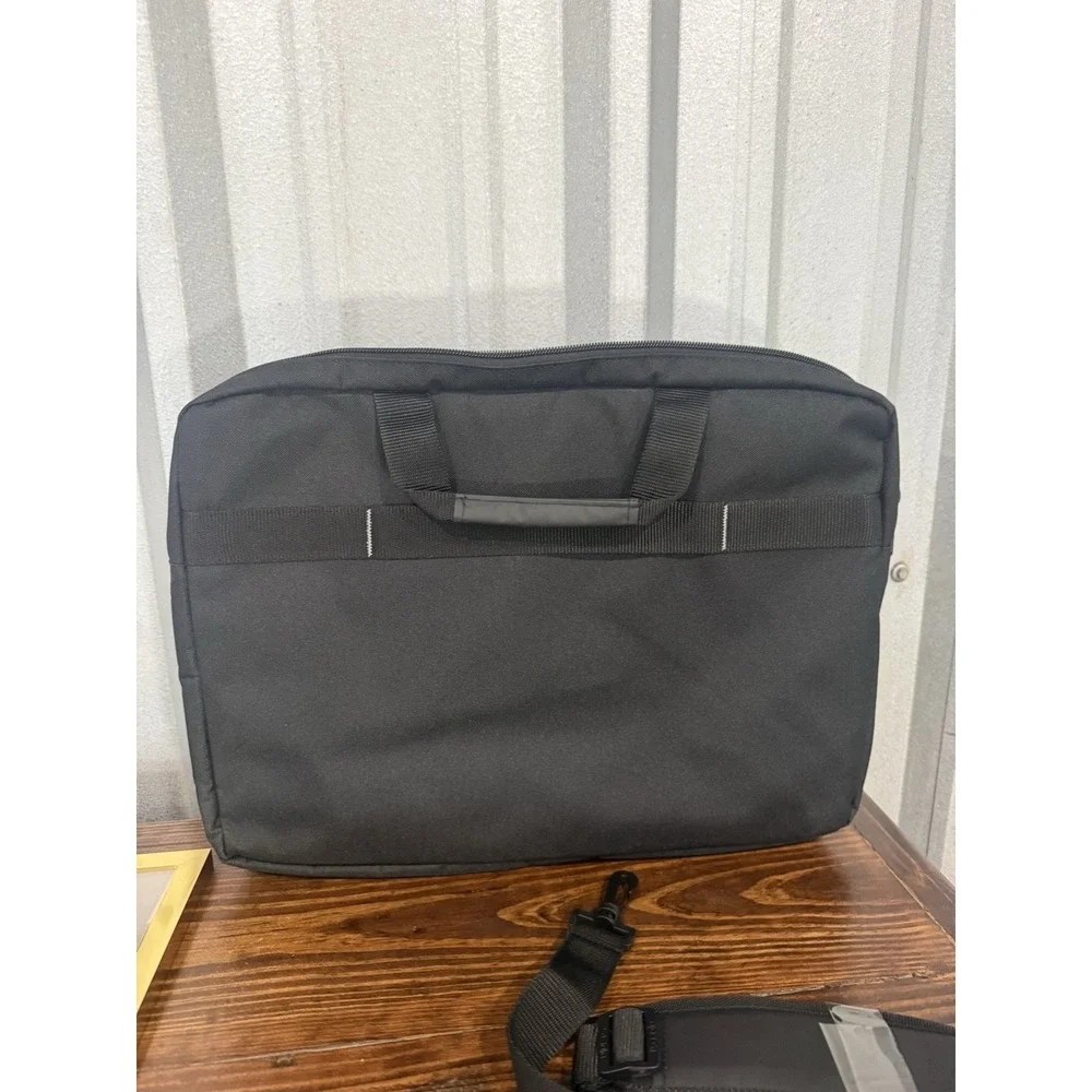 solo New York Notch Briefcase shoulder Bag for 17.3